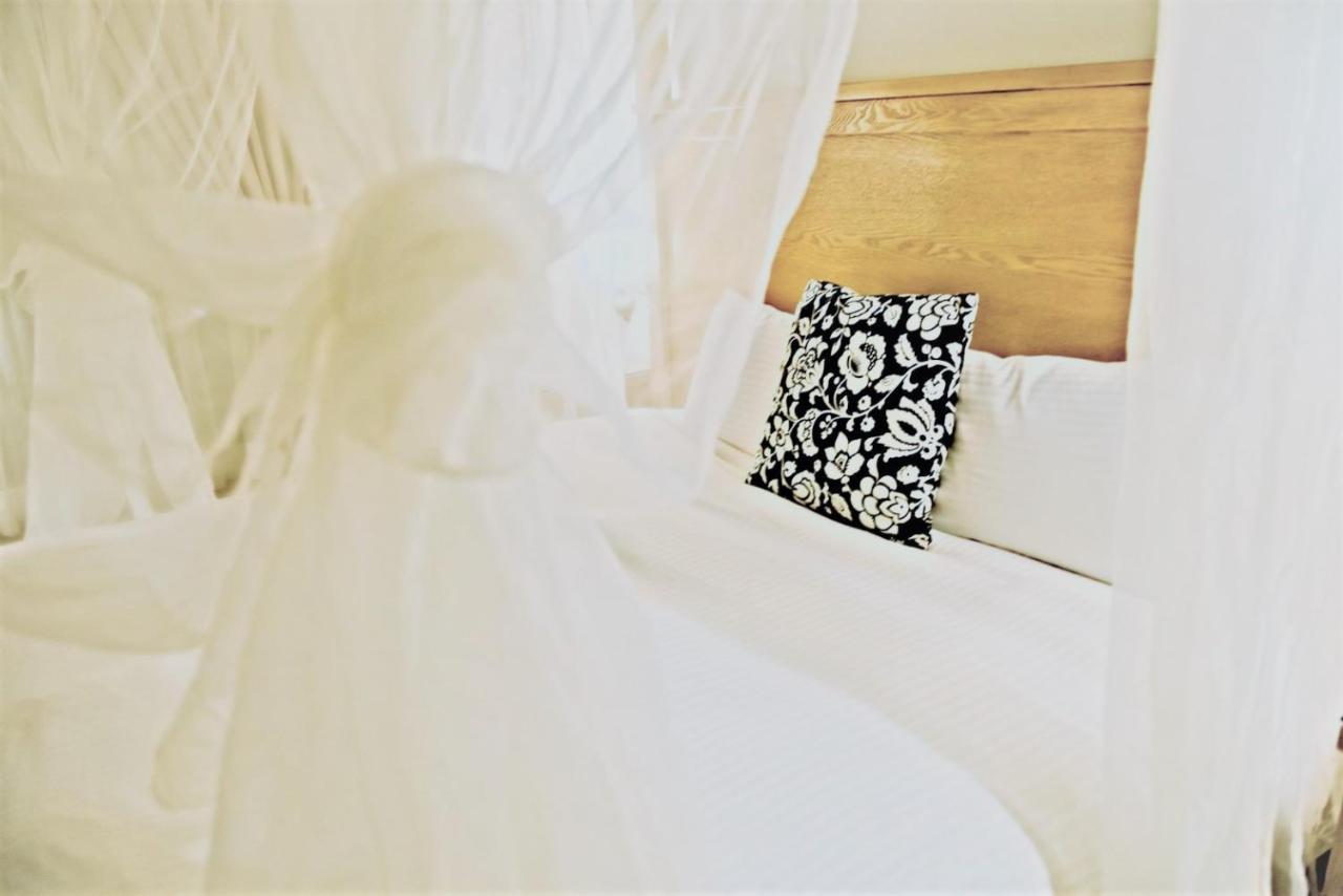 Sasa Nor Lamour B&B Cape Eluanbi Exterior photo